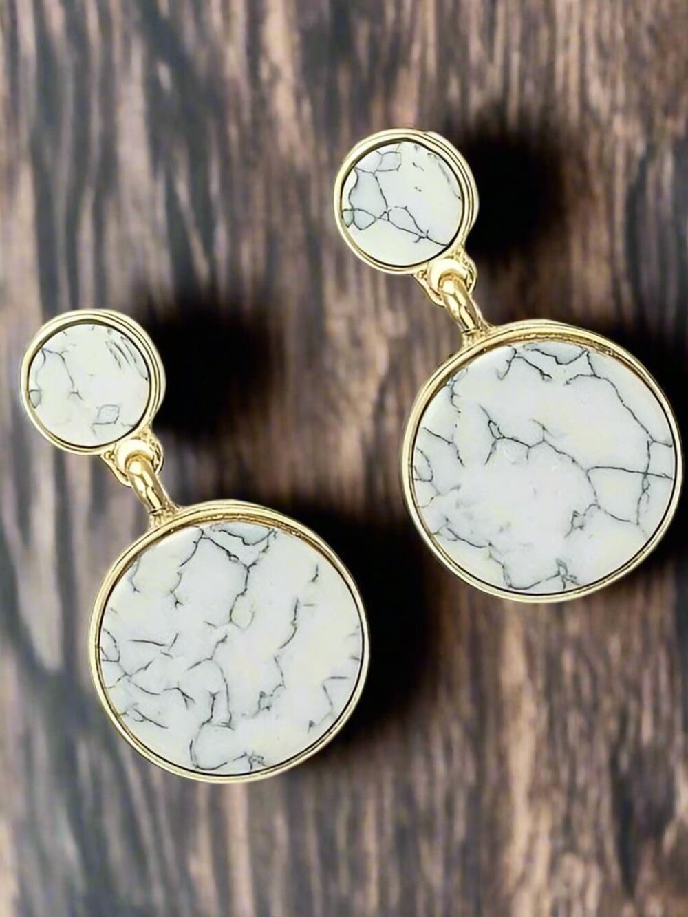 Aidan Esher White Marbled Flat Circle Dangle Earrings Gift Packaged